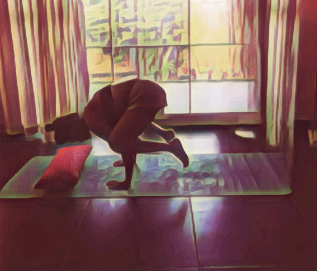 Wheel Pose with Aerial Yoga door Hammock